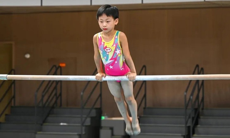 2025钦州马拉松赛鸣枪开跑