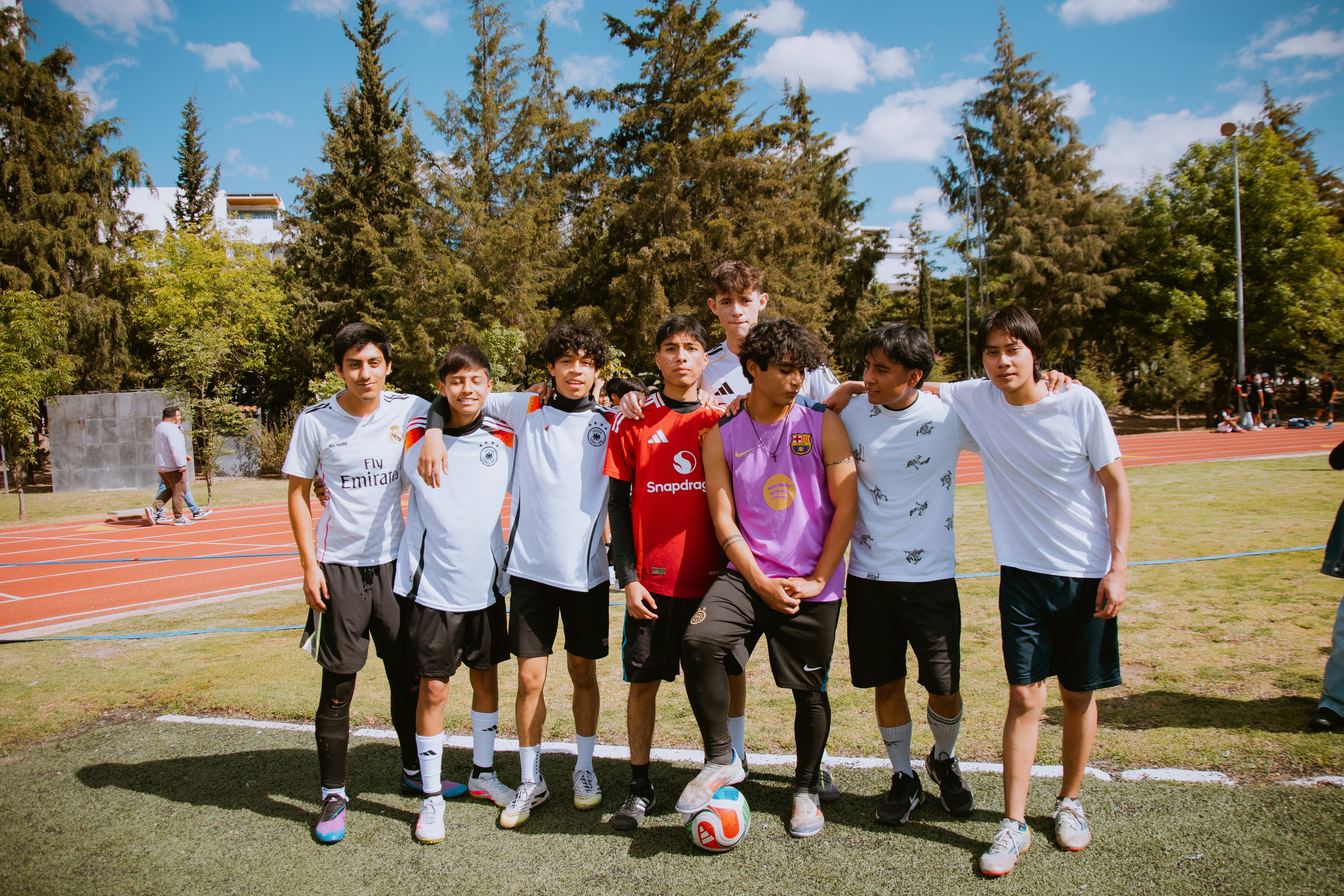 曼联0-3伯恩茅斯，滕哈格赛后遭球迷怒嘘