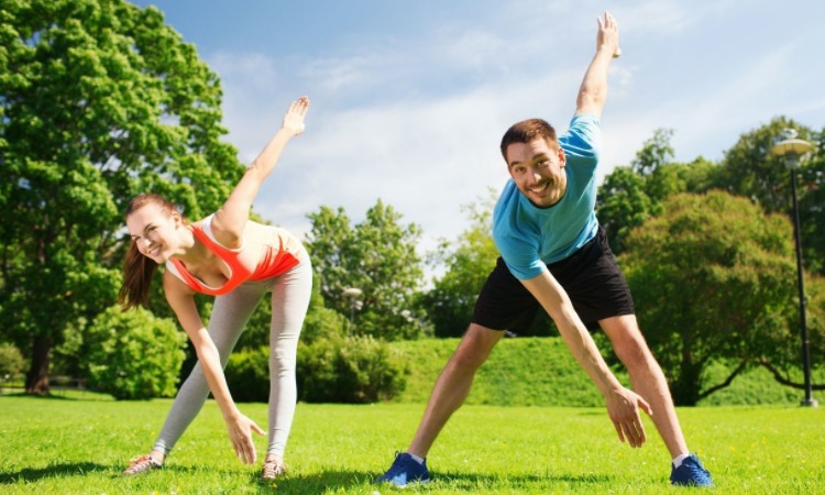 德州扑克不是拼爆发（德州扑克不靠一时的爆发）